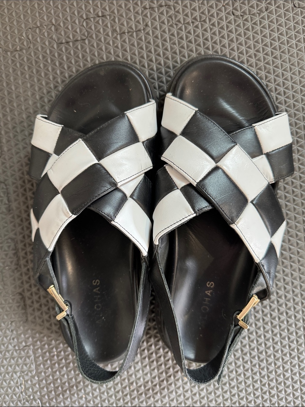 Alohas Black and White Woven Slide Sandals - Women